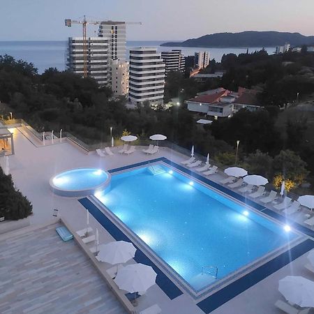 Status-M Apartments Бечичи Экстерьер фото