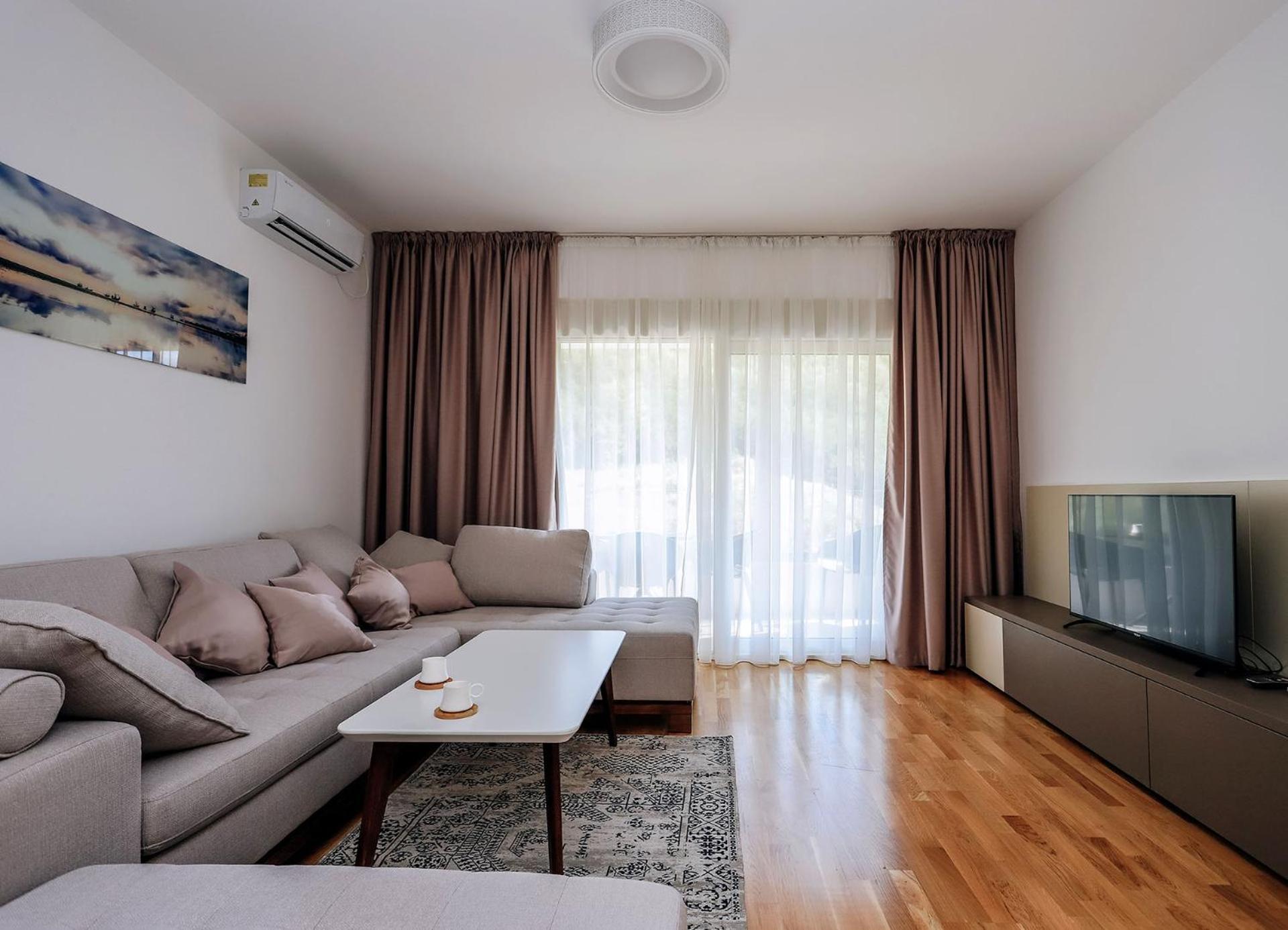 Status-M Apartments Бечичи Экстерьер фото