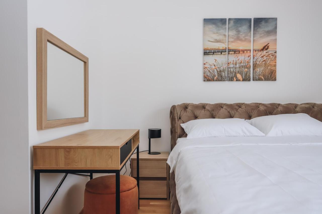 Status-M Apartments Бечичи Экстерьер фото