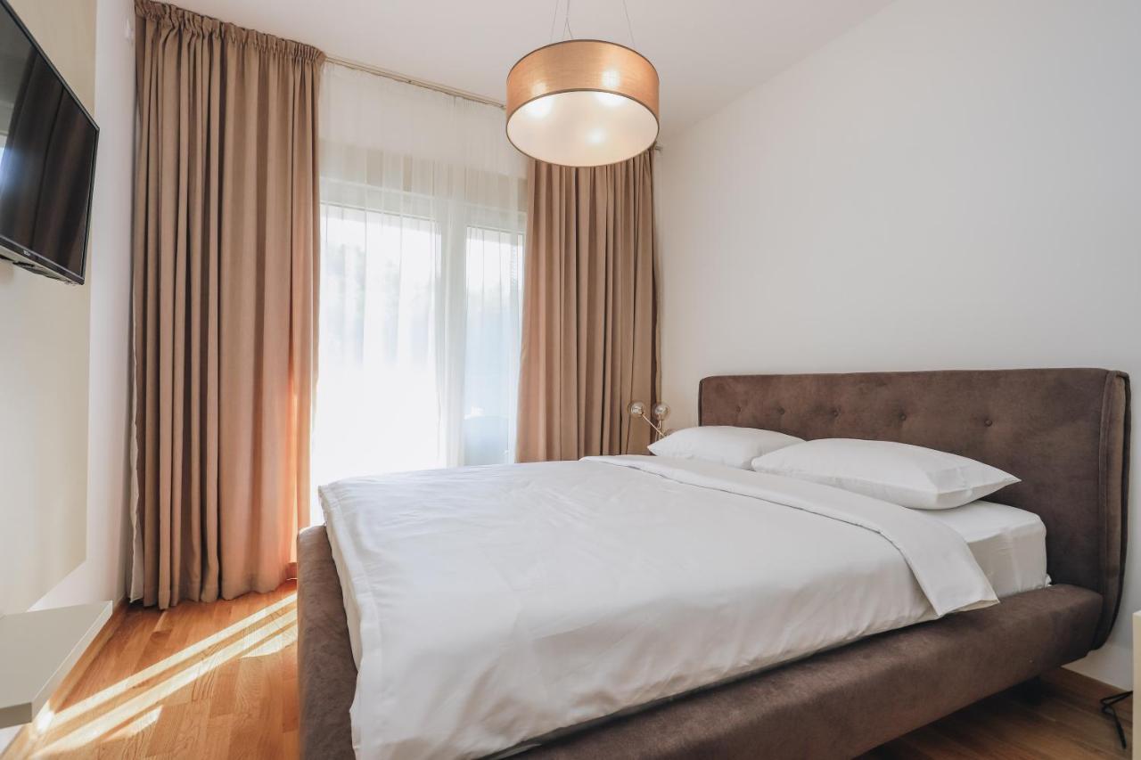 Status-M Apartments Бечичи Экстерьер фото